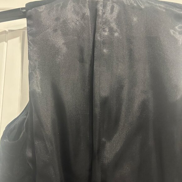 Ann Taylor Loft Black Sequins Vest Women’s Size 2 - Picture 8 of 9